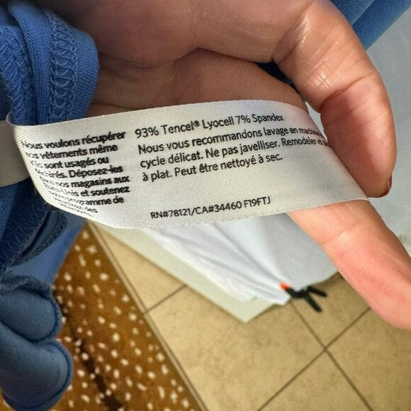 Eileen Fisher Canary Blue Soft Scoop Neck Relaxed Fit Tunic Top Womens L Tencel - Picture 8 of 10